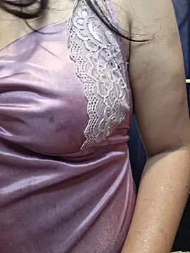 Nisha027 - Dildo show