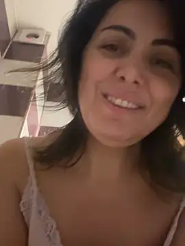 Emma_roqueen - Single QUEEN looking for a faithful slav