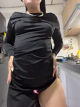 Aisha_k - Show ass in thread slowly😍