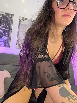 Witchy_Emma - ✨TITS OUT + NIPPLE CLAMPS✨