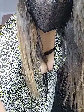 Hoot-sabriinaa - One finger in my ass 🍑