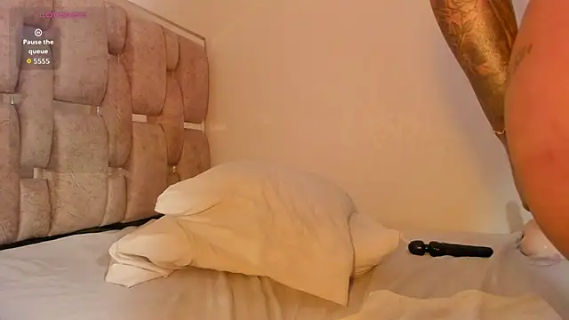 Rouse__hallberg - Play with dildo