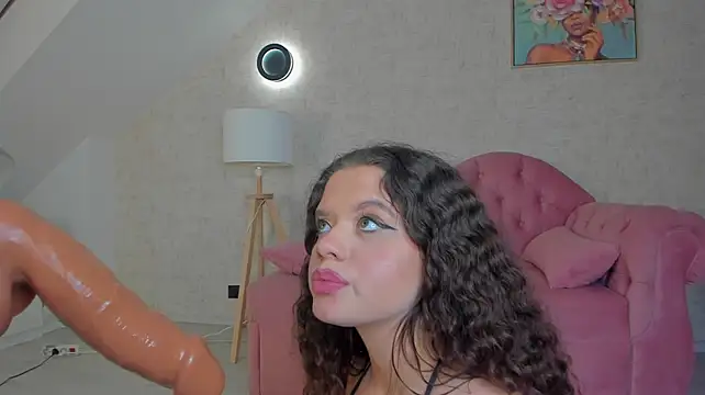 NayaBliss_ - I'd like to start getting wet 😈💦