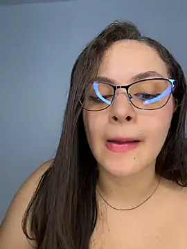 Tayler_Kim - shower show