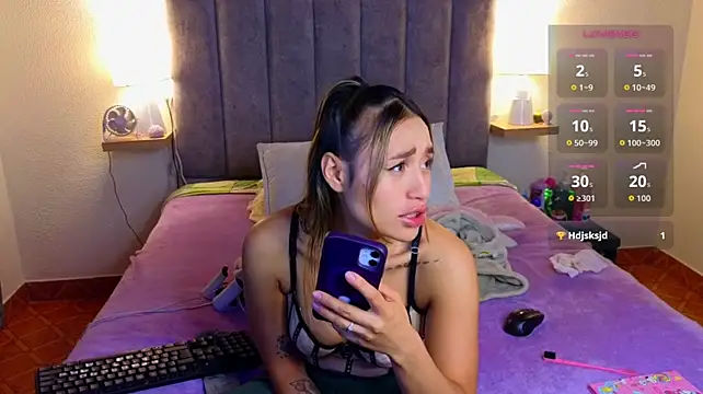 Victoria_Hils - squirt