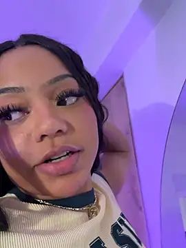 Madiee_Rhea - Spread pussy