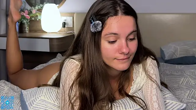 Chloemilka - Spread my legs and stroke pussy