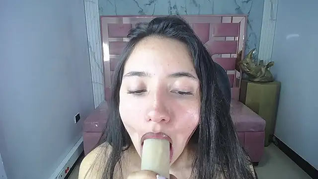 MissKim_ch - Ride Dildo+Show Feet+Dance+Striptis