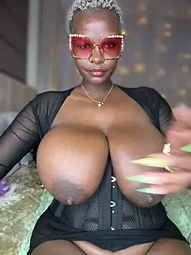 ScarletMuseX - Dildo fuck upclose