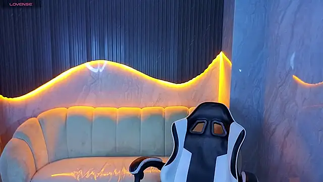 Tifany_Tx - Spank butt x2