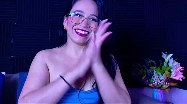 Megan_Diamond05 - oil on my ass and two fingers