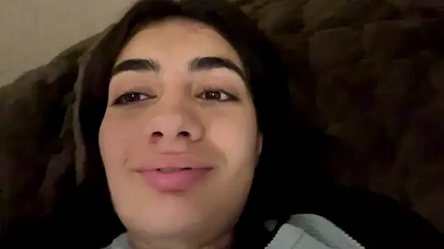 Ledi_Asthik - Sit on camera
