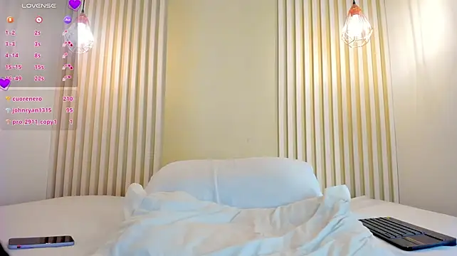 Ariiablake_ - spread ass and rub asshole
