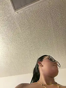 GabyMejiaa - fingers in the pussy
