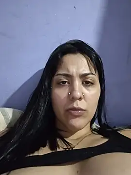 Lindagatha - Plug no cuzinho