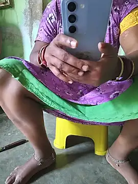 Tamilselviroja- - 😍 2 boobs oil show 😍