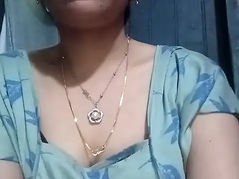 Cute-Ananyaa1 - Boobs show