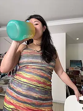 Tavie1744 - open legs 2min
