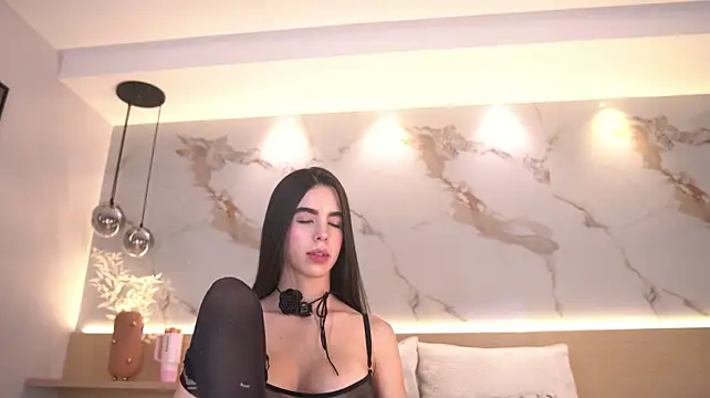 SolAvelar - Yoour dick between my boobs 💗