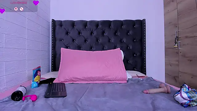 LunaRossie1_