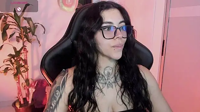 MissCharlottte_18 - spank ass + panties off