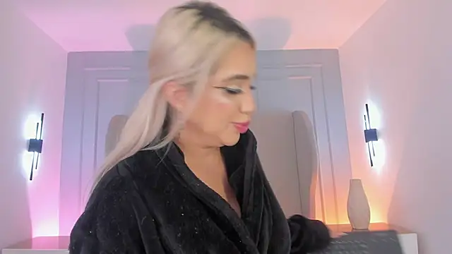 Cleo_johnson - ANAL FINGERING