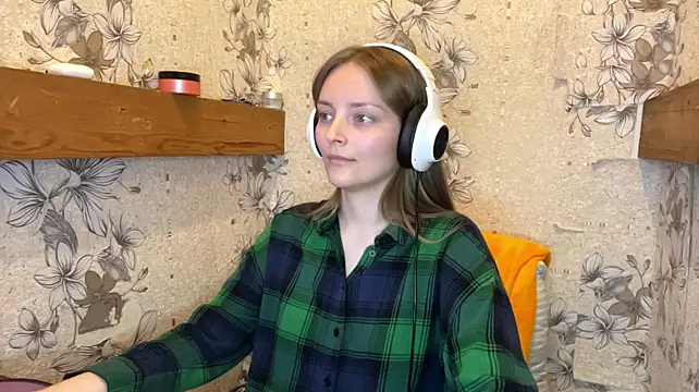 EmyMiu - My hot video in PM hehe