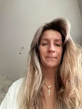 EvvaMur - fingers in pussy and licking 👄💕