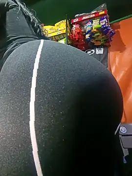 Sol_Scarleett - Spank ass in the store🔥🔥🍑