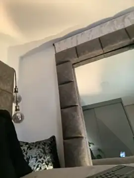 Lexie_Beaumont - sexy dance in front of the mirror