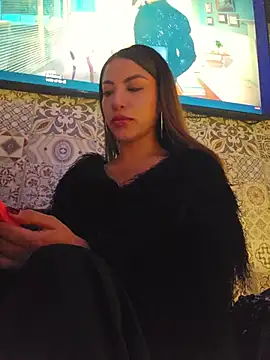 Karen_San_Miguel - Play nipples in public + hot video🥵