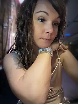 BaileyMFox - Meet feisty_fox and kenzie__xo