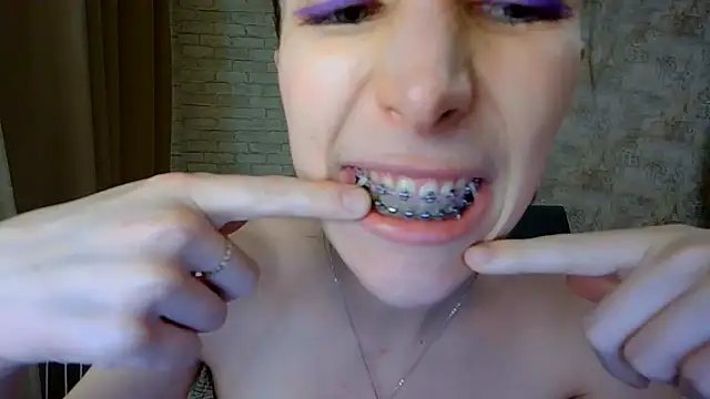 Anika_bloom