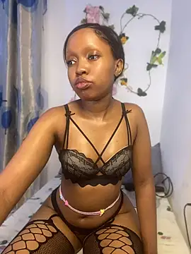 Ryryy_y - GET SPOOKY 💋🎃💀🔞