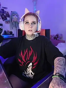 Blazed_vixen - shake my ass in your face