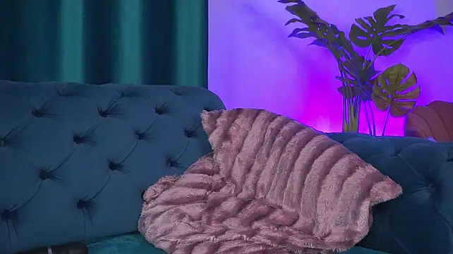 DeniseDevilles - Naughty Striptease 🥵
