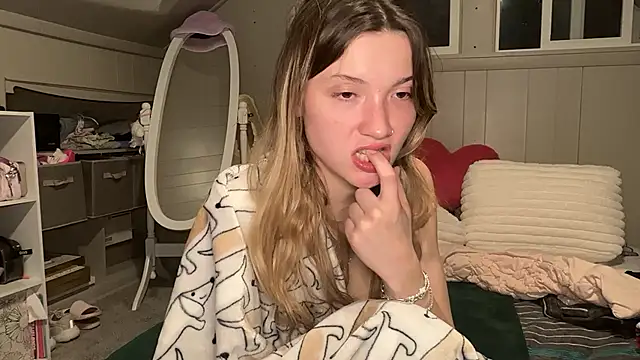 Kaialuvv - Full naked