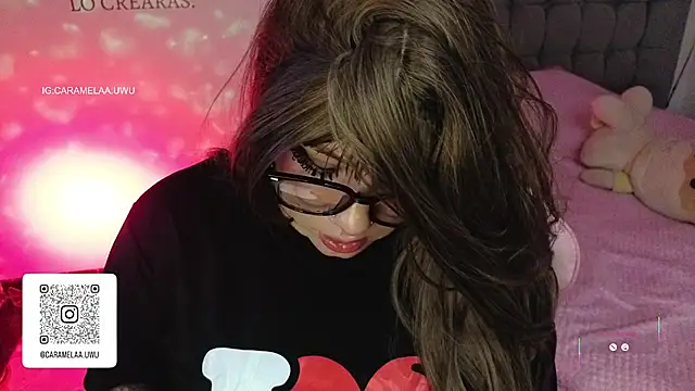 Melissa_Adamsx - lick my fingers +sip in cam+ahegao