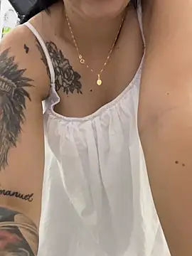 Victoria_Rosess - PLAY WITH UR TITS