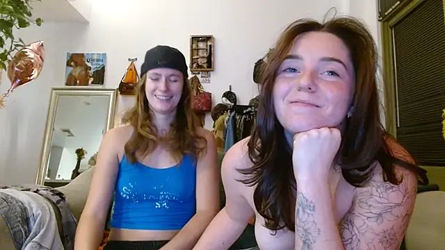 LilBongo1 - Makeout Naked