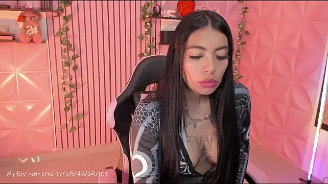NattGomez - fingering pussy until cum
