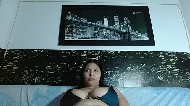 Naturalboobss - masive squirt