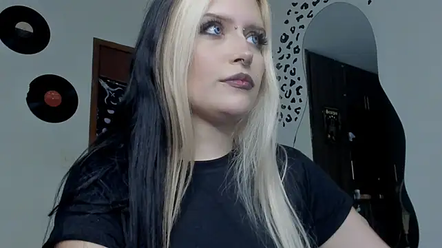 Scorpiogoddess - Panty play while smoke