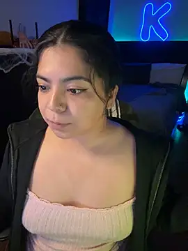 Kimmiakiss22 - Naked Doggy Spanks