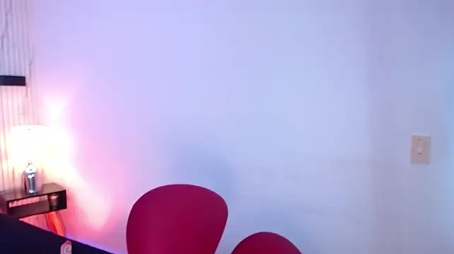 Chloe__Brm
