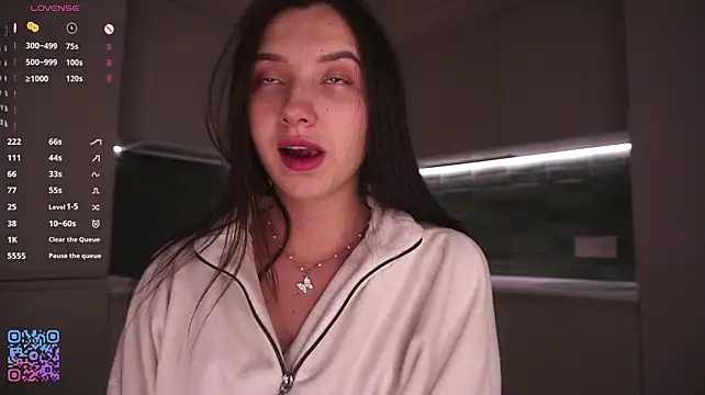 DaisyBlaze - Caress my pussy with 2 fingers harder