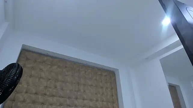 GrettaRouse - 5 fingers in pussy