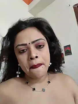 Pinky-2 - Oiling My Sexy Pussy Hole