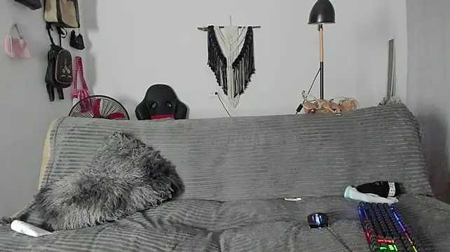 Lissamom - reverse cowgirl