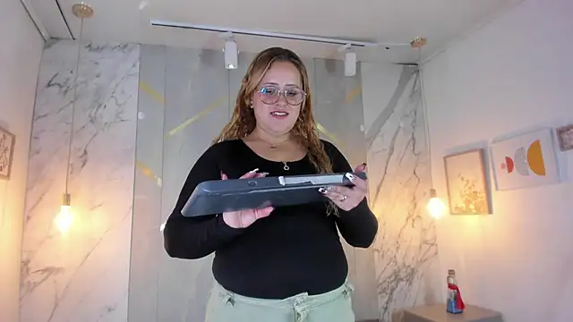 Luna_Celeste__ - Sexy dance wit my ass 🍑🔥